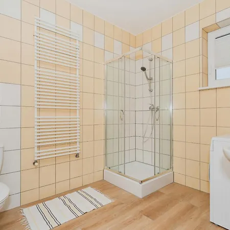 House Mewa By Renters Zastan