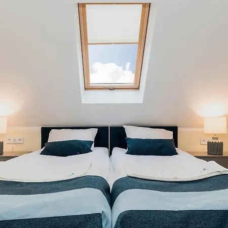 House Mewa By Renters *